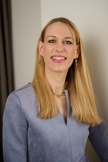 Dr. med. Franziska van Hall